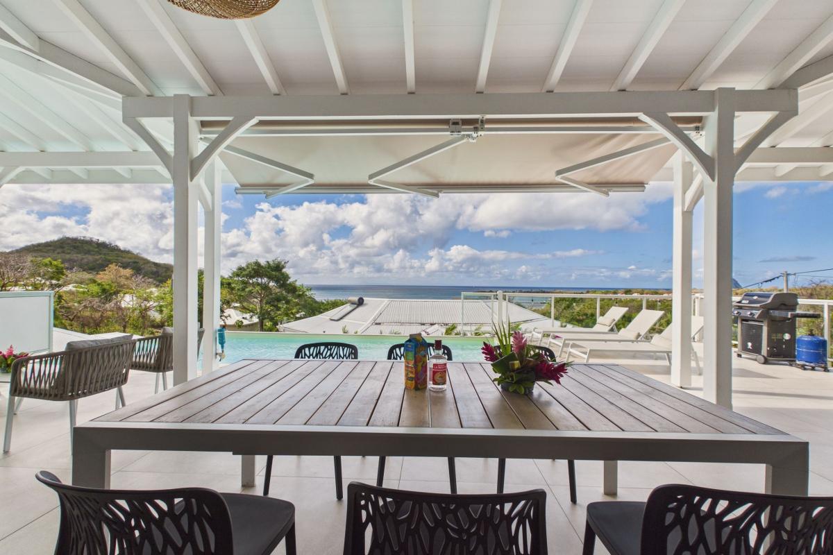 Location villa piscine 3 chambres diamant - pot acceuil